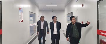 赵董事长莅临jinnianhui.com考察指导